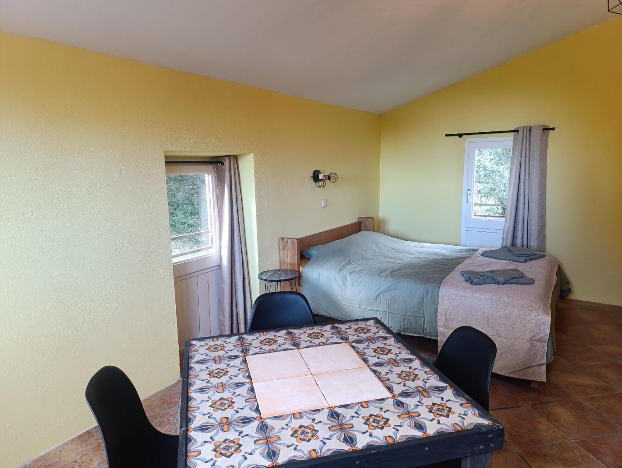 Bed and Breakfast Mas Pitre à Besalú Extérieur photo