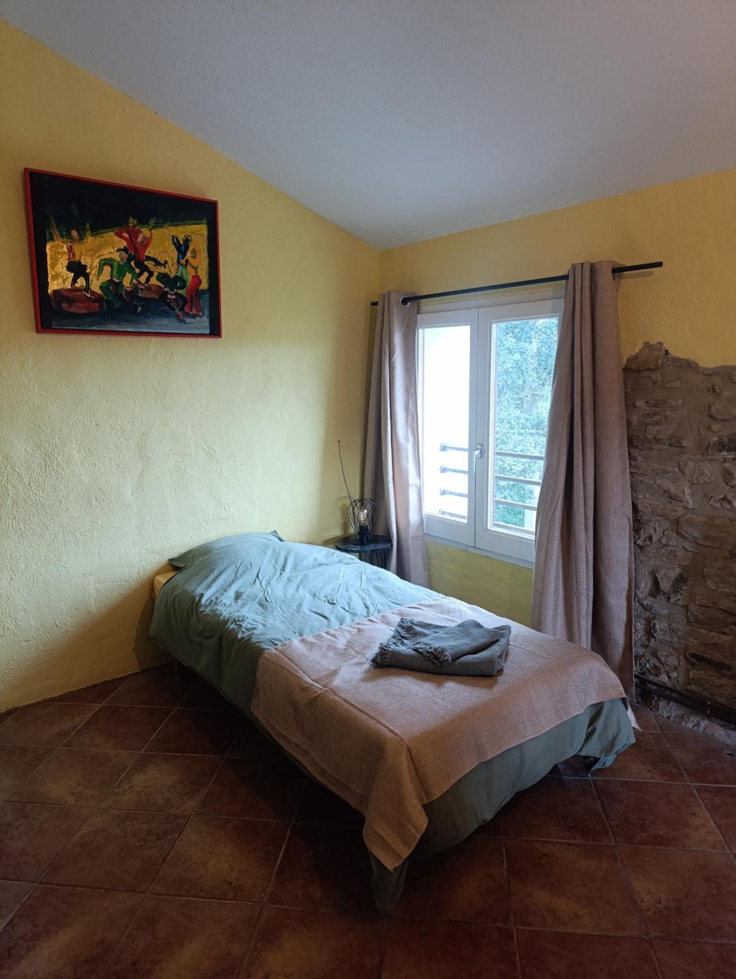 Bed and Breakfast Mas Pitre à Besalú Extérieur photo